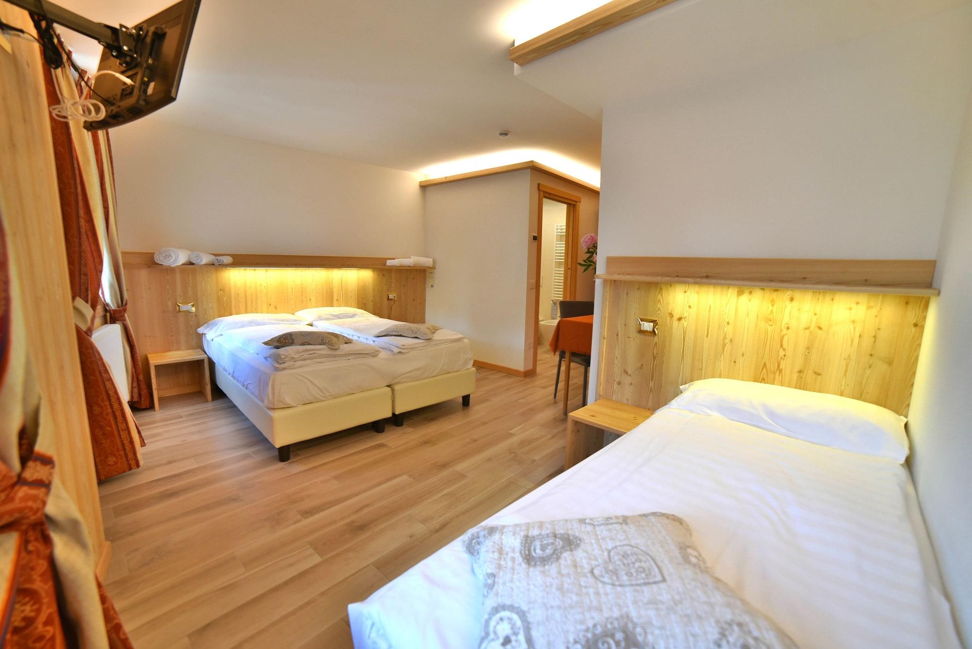 Albergo Stelvio بورمْيو المظهر الخارجي الصورة