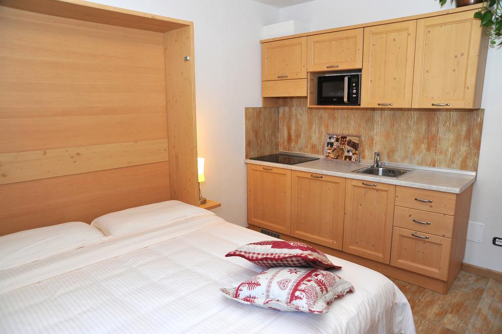 Albergo Stelvio بورمْيو المظهر الخارجي الصورة
